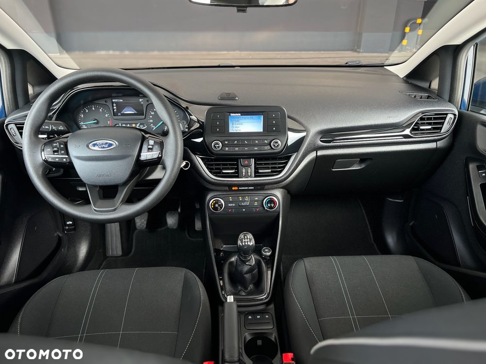 Ford Fiesta 1.1 Trend - 23