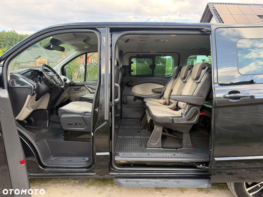 Ford Tourneo Custom - 9