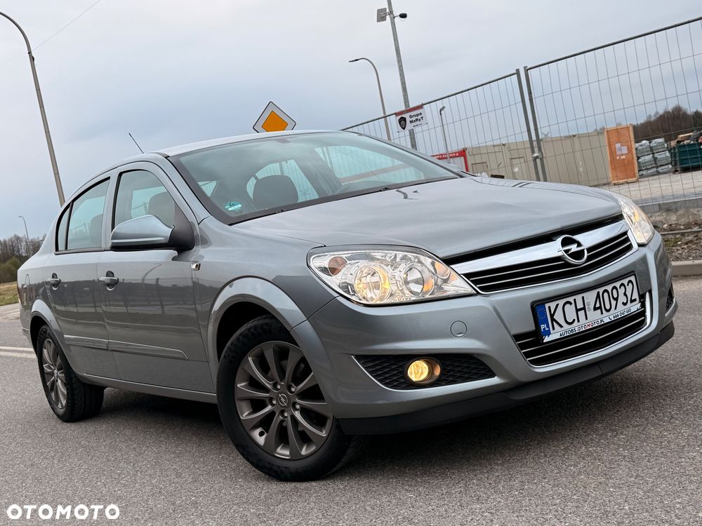 Opel Astra 1.6 Edition - 21