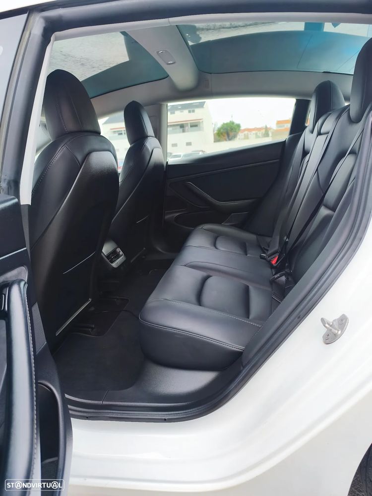 Tesla Model 3 Long Range AWD Dual Motor - 17