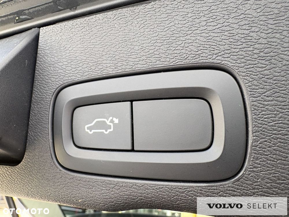 Volvo XC 60 - 21