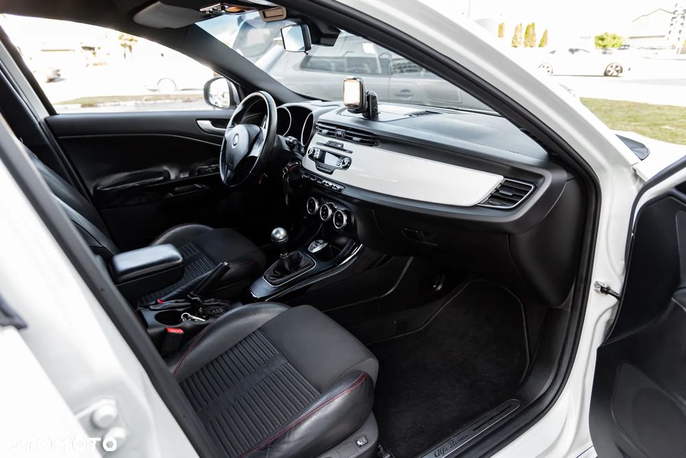 Alfa Romeo Giulietta 1.4 TB 16V Multiair - 12
