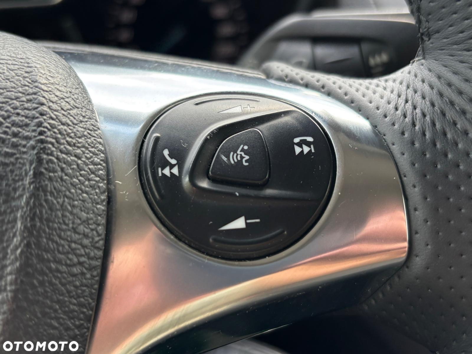 Ford TRANSIT CONNECT - 32