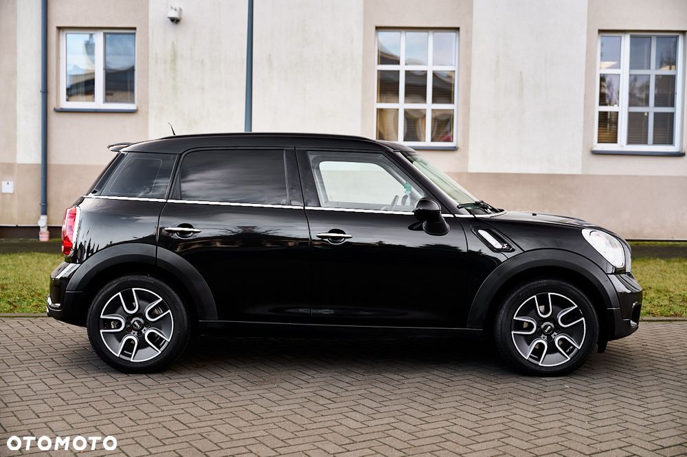 MINI Countryman - 16