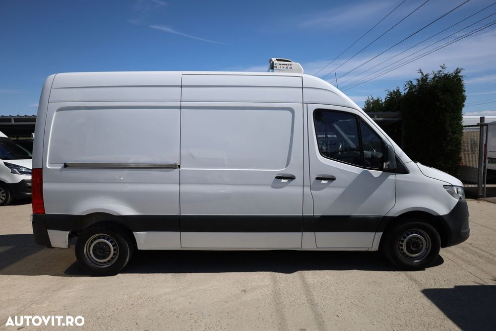 Mercedes-Benz Sprinter - 8