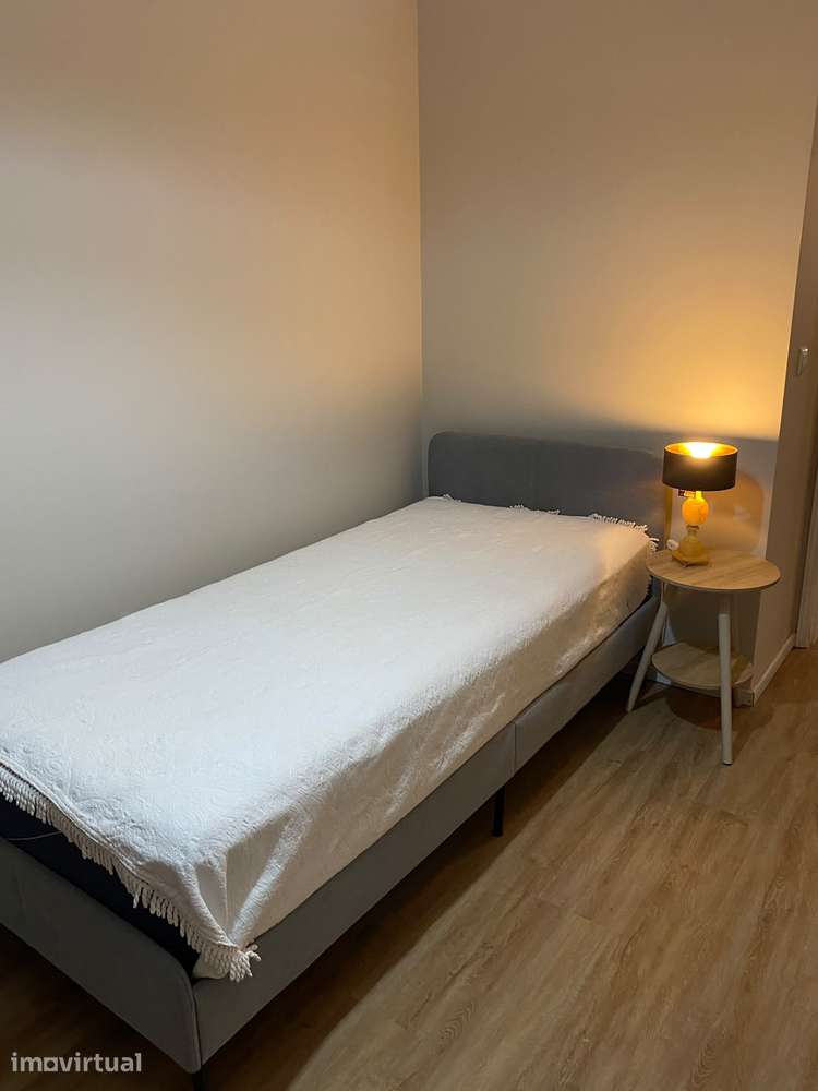 T2 RENOVADO | AVEIRO – BAIRRO DA BEIRA-MAR | 950 €/MÊS - Grande imagem: 2/22