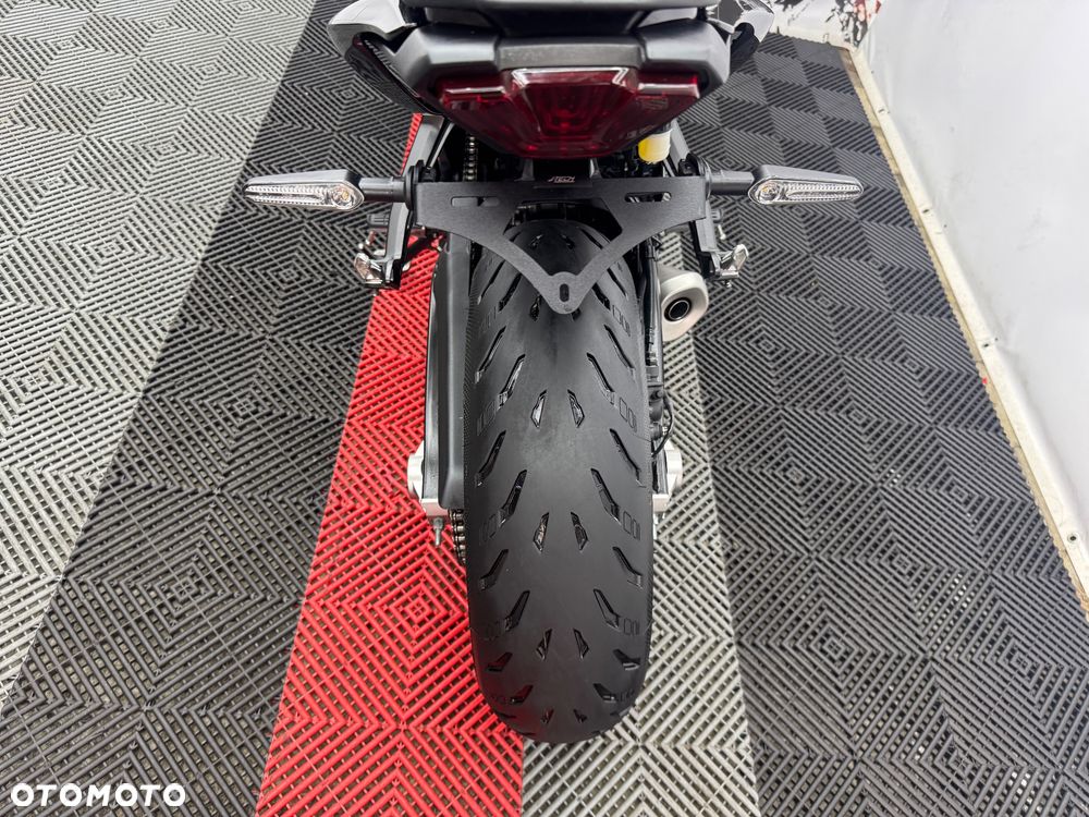 Yamaha MT - 20