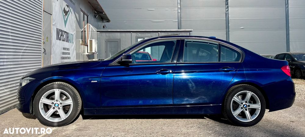 BMW Seria 3 320i Aut. Luxury Line - 16