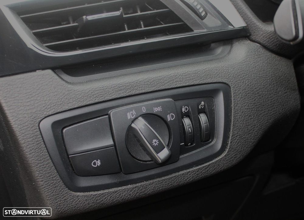 BMW X1 16 d sDrive Advantage Auto - 30