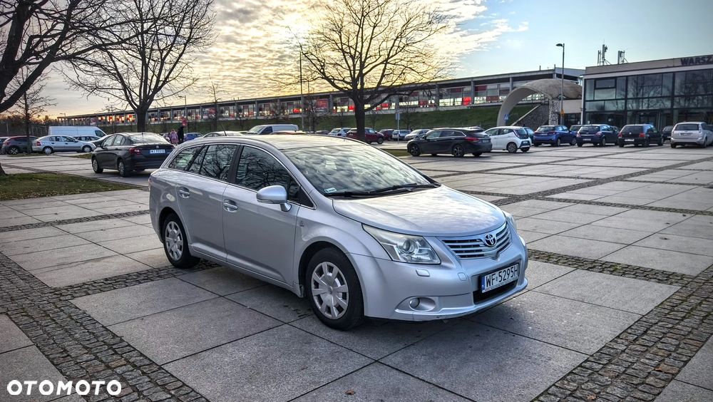 Toyota Avensis 2.0 D-4D Luna - 15