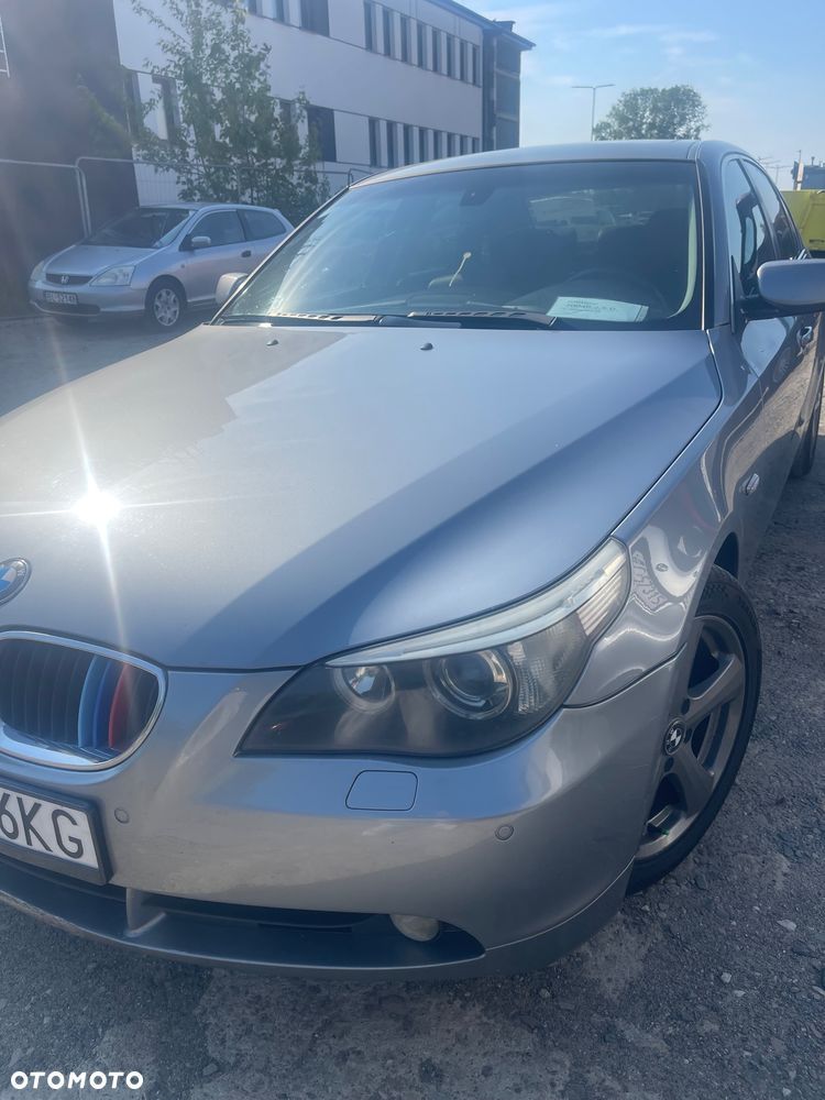 BMW Seria 5 525d - 7