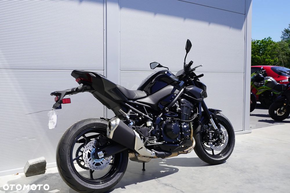 Kawasaki Z 900 - 10