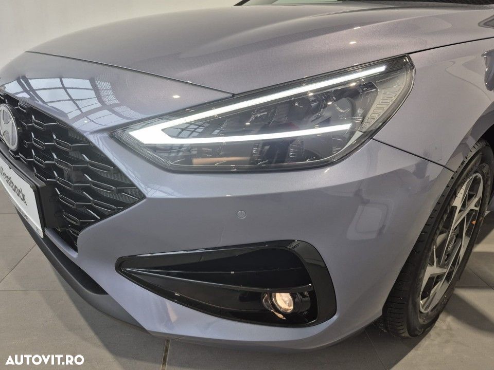 Hyundai i30 Fastback 1.5 T-GDI 140CP 7DCT MHEV Highway - 14