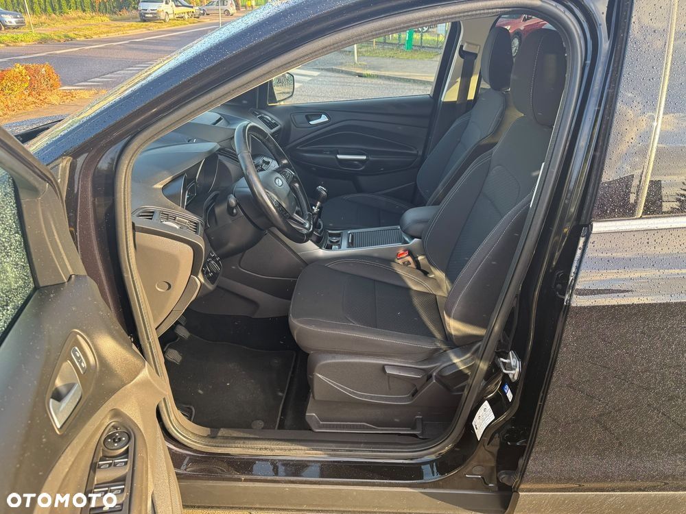 Ford Kuga 1.5 EcoBoost 2x4 Titanium - 14