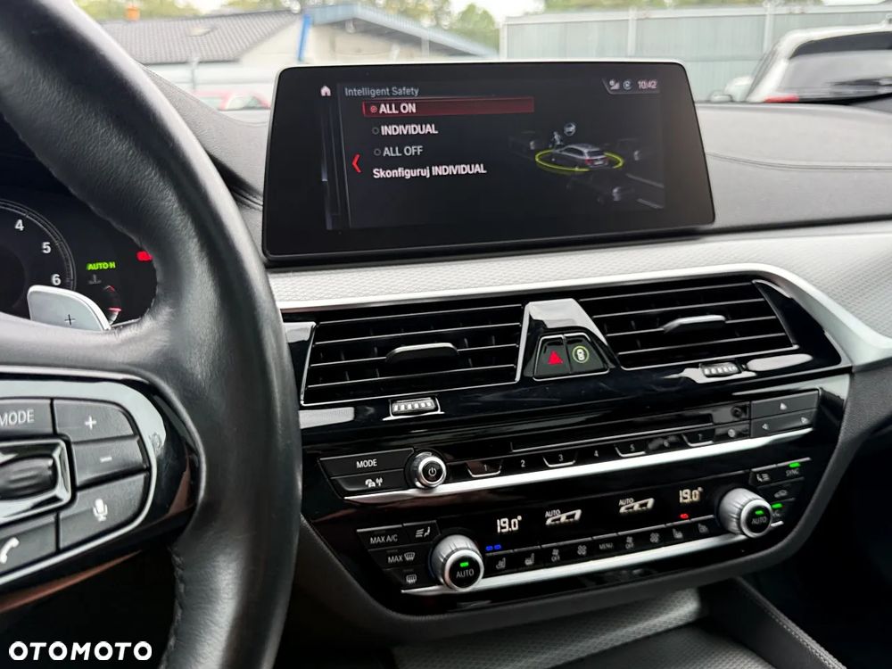 BMW Seria 5 540i xDrive GPF M Sport sport - 21