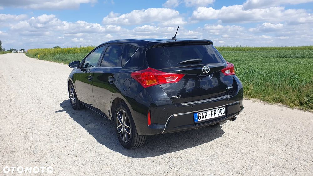 Toyota Auris 1.6 Premium Start - 5