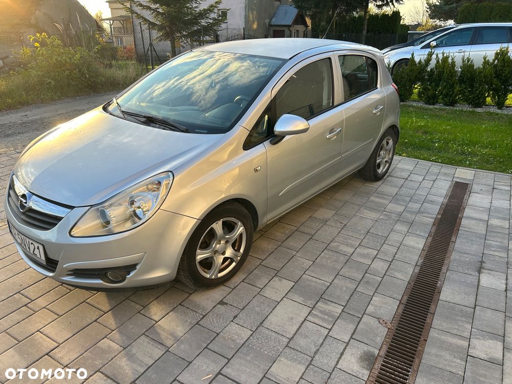 Opel Corsa 1.4 16V Enjoy - 1