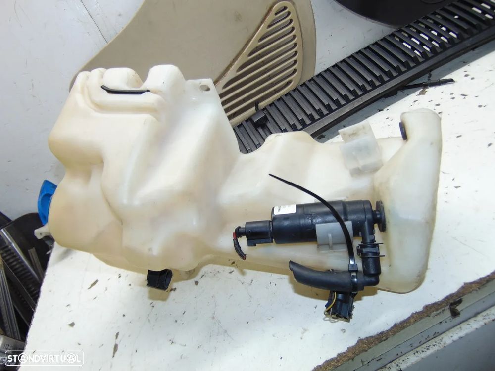 Depósitos água limpa vidros - 12