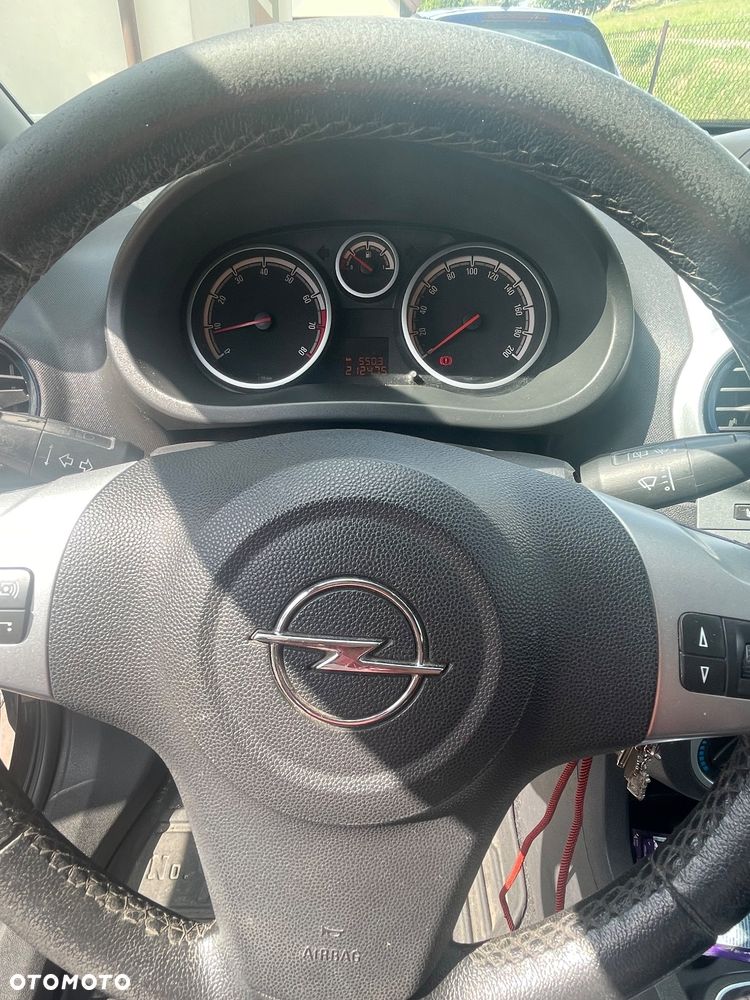 Opel Corsa - 7