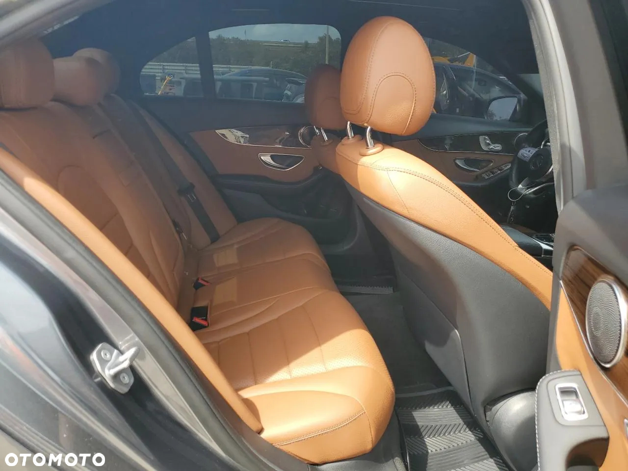 Mercedes-Benz Klasa C 300 9G-TRONIC AMG Line - 9