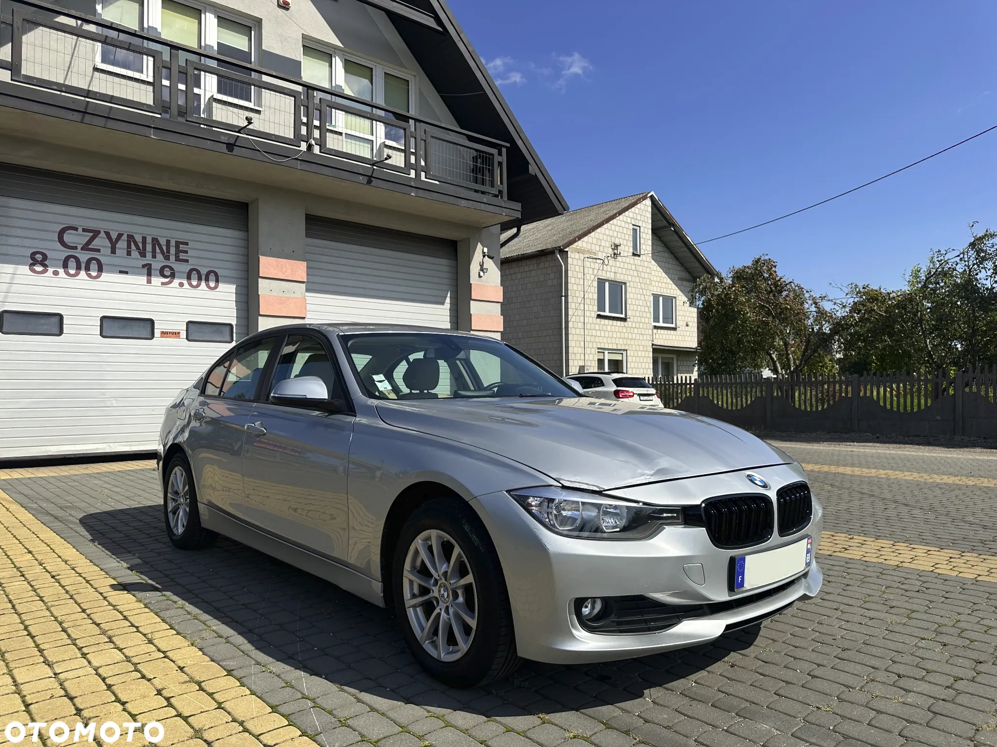 BMW Seria 3 318d Luxury Line - 3