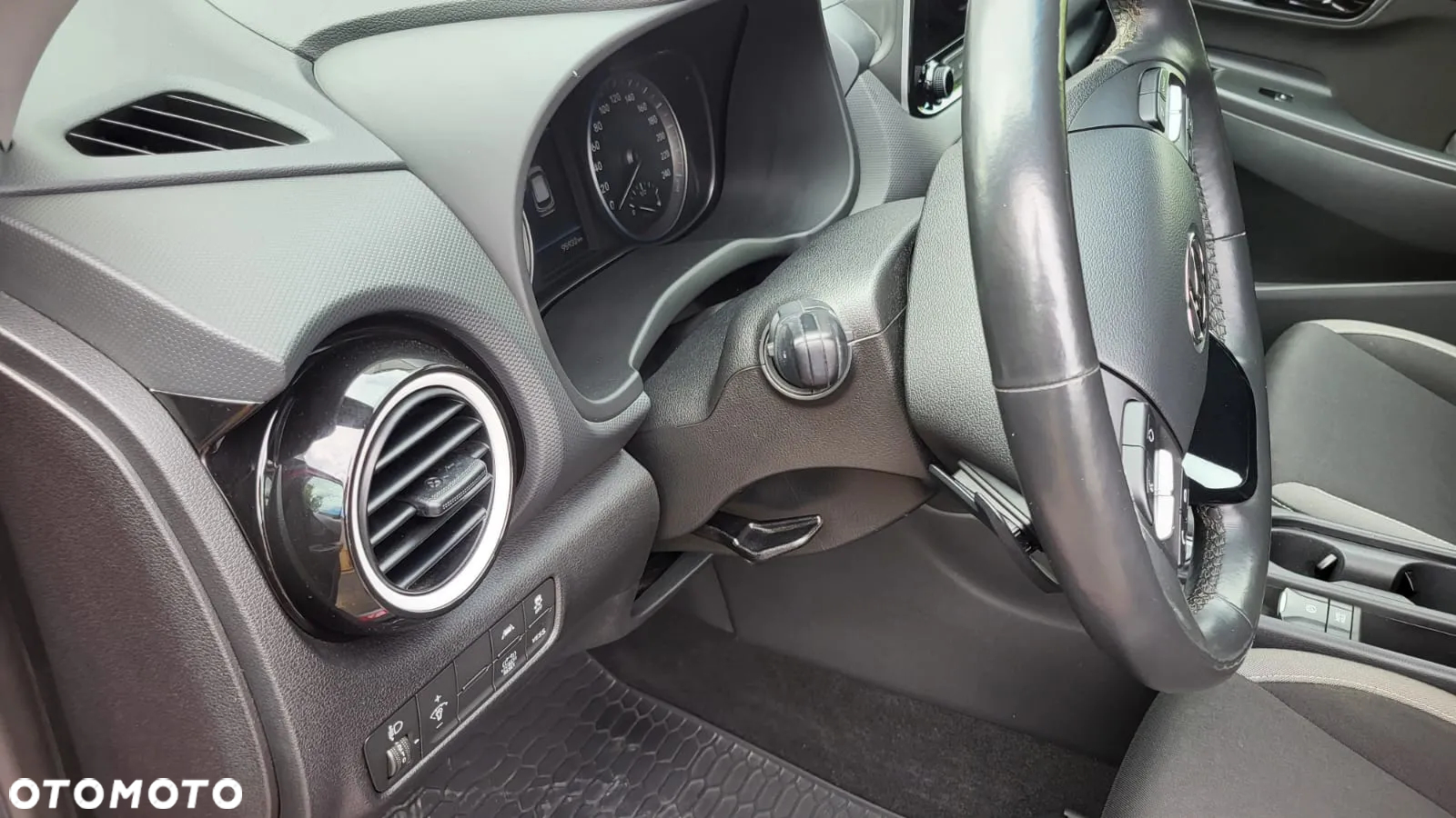Hyundai Kona 1.6 GDI Hybrid Style DCT - 23