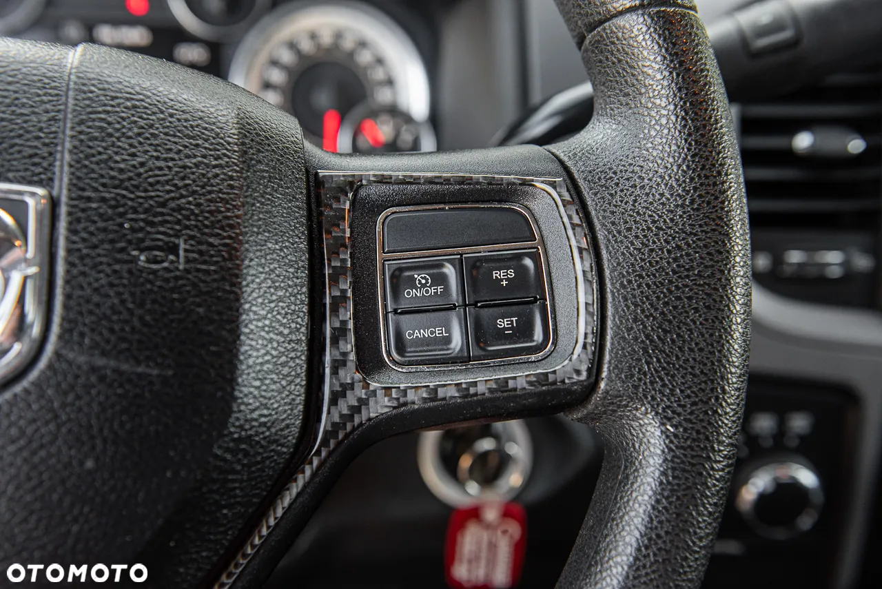 Dodge RAM 1500 5.7 4x4 - 21