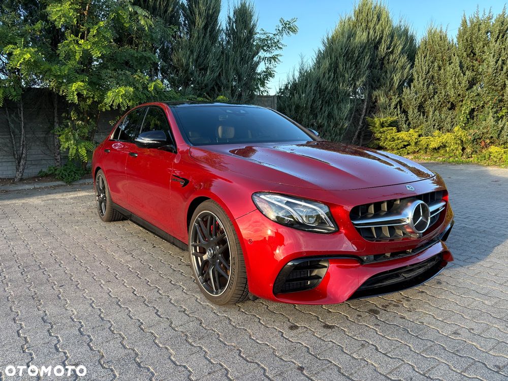 Mercedes-Benz Klasa E AMG 63 S 4-Matic+ - 22