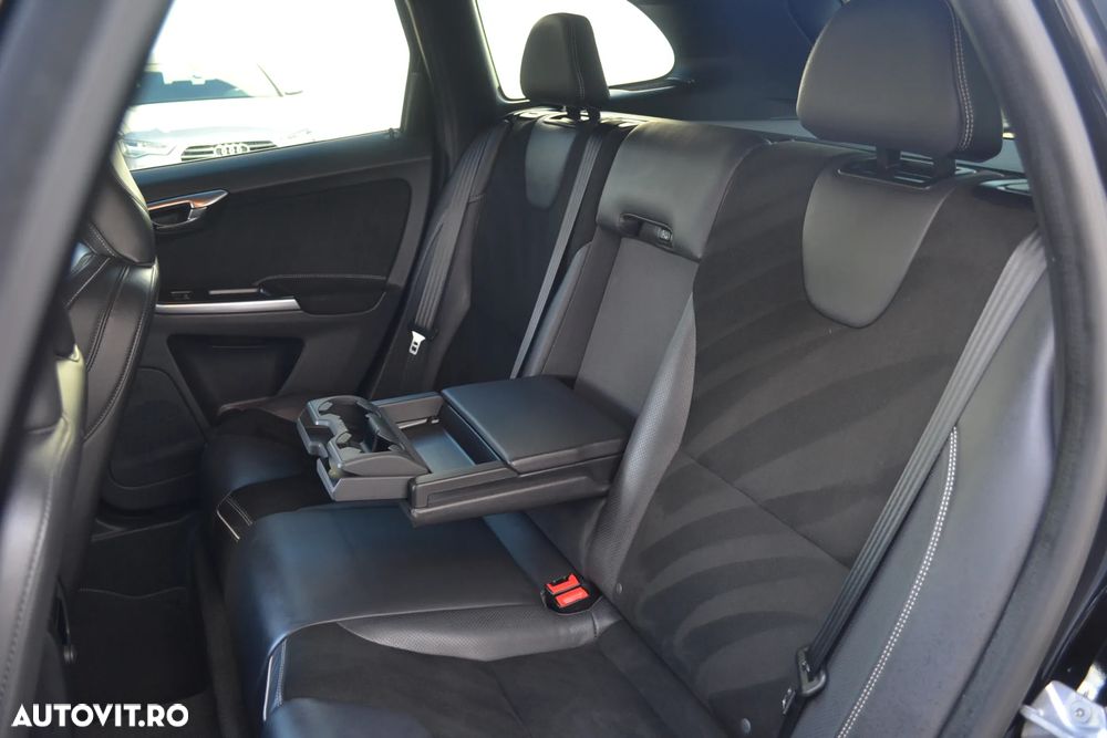 Volvo XC 60 - 12