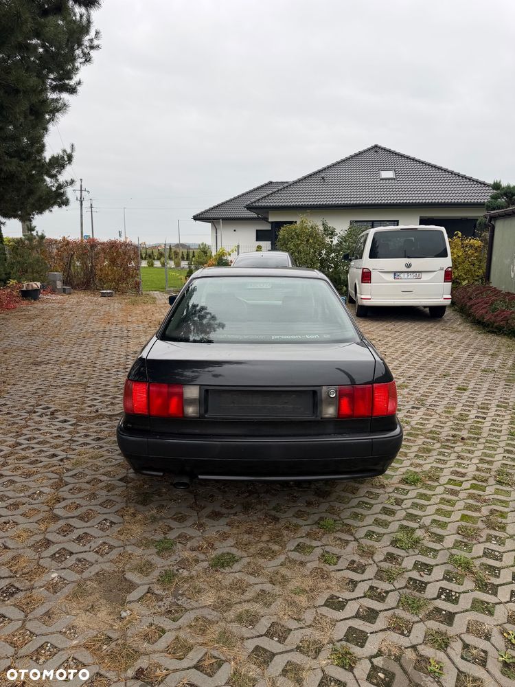 Audi 80 2.0 E - 3