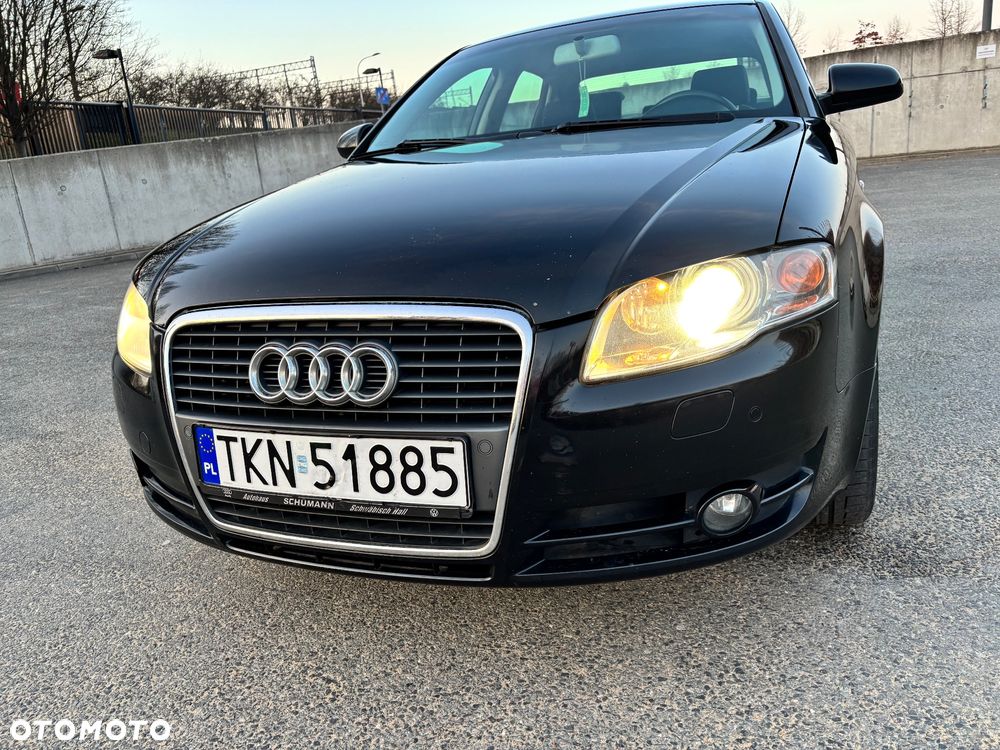 Audi A4 Limousine - 5