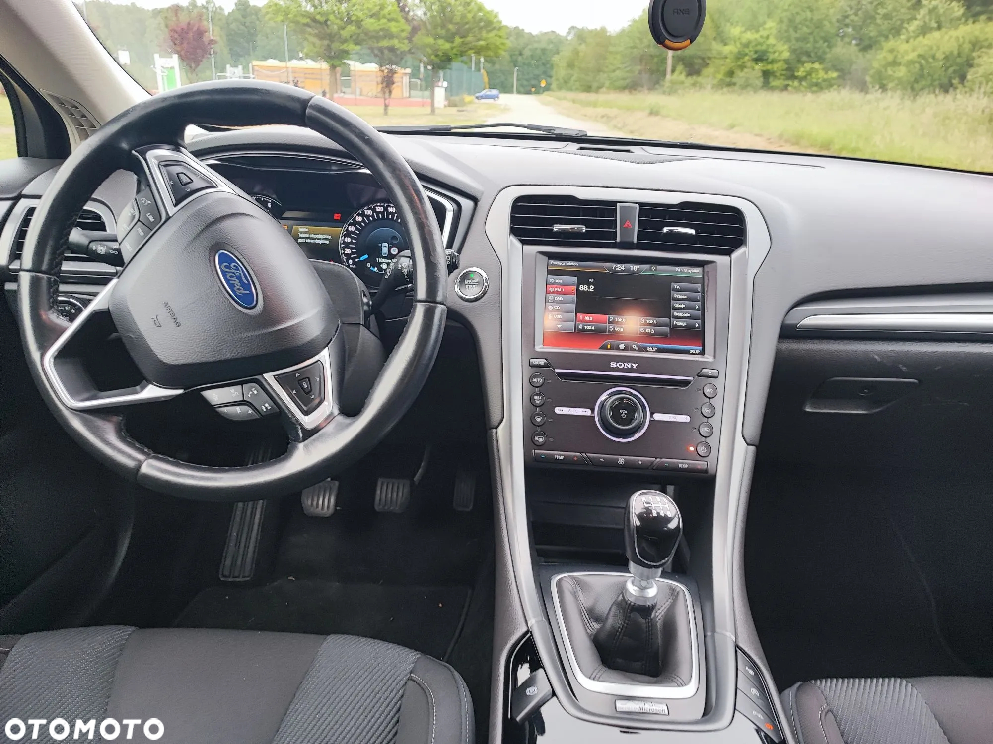 Ford Mondeo - 25