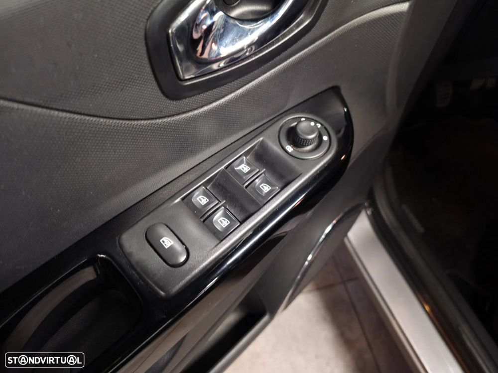 Renault Captur 1.5 dCi Exclusive - 26