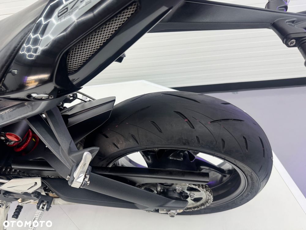 Triumph Daytona - 27