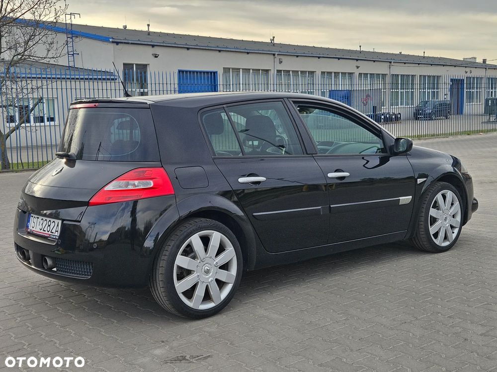 Renault Megane - 11