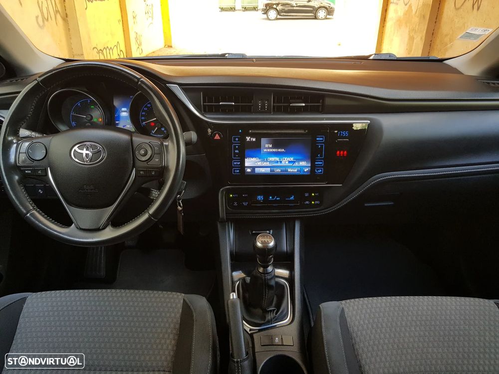Toyota Auris Touring Sports 1.4 D-4D C.+P.Techo+P.Sport - 16
