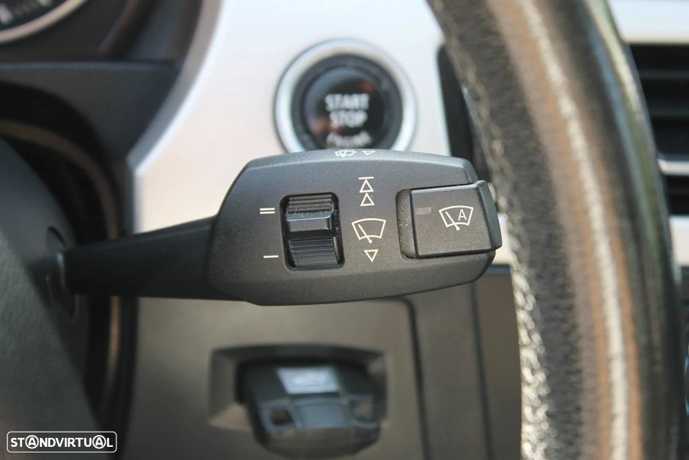 BMW 318 d Navigation - 30