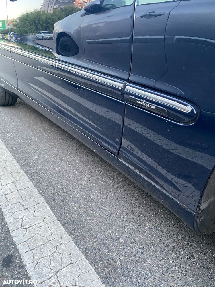 Mercedes-Benz C - 3