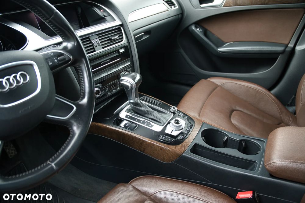 Audi A4 Allroad 2.0 TDI DPF S tronic - 36