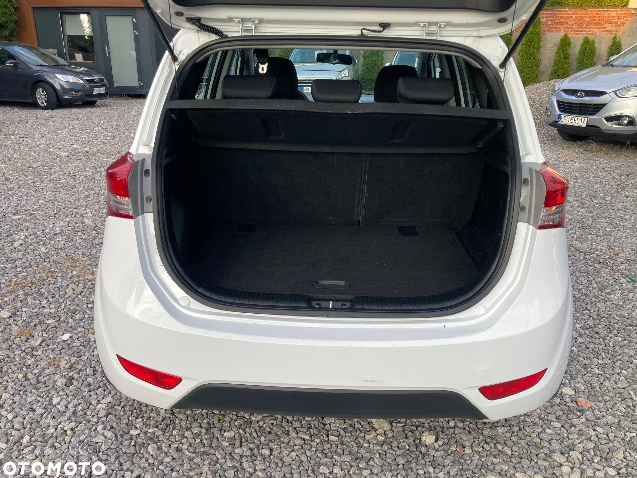 Hyundai ix20 1.4 blue Comfort - 10