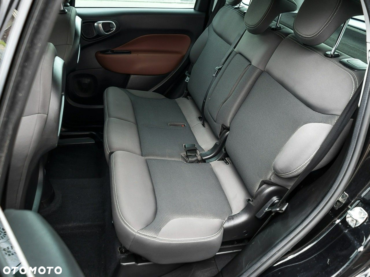 Fiat 500L 1.4 16V T-Jet Trekking - 19