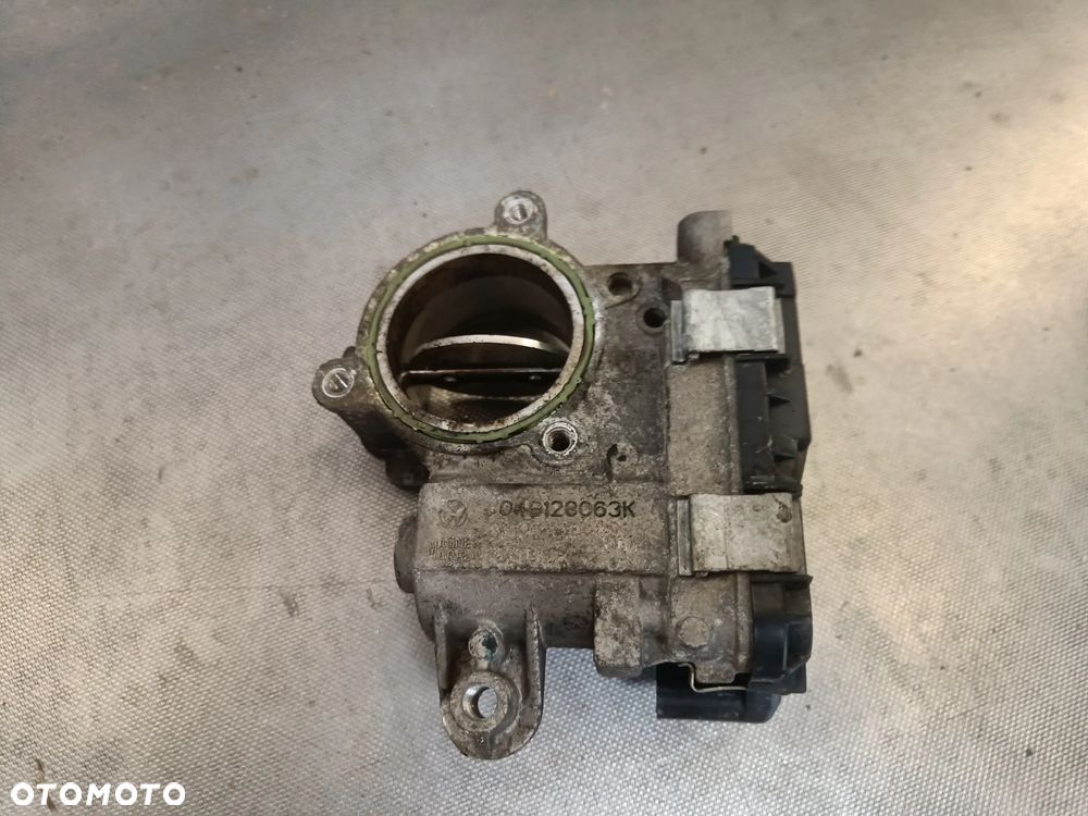 Przepustnica 1.4 TDI Skoda Fabia 3 Seat Ibiza VW Polo Audi Klapa 04B128063K - 2