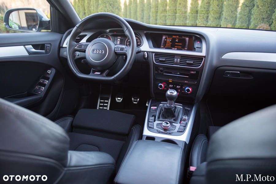 Audi A4 Avant 2.0 TDI DPF S line Sportpaket - 36