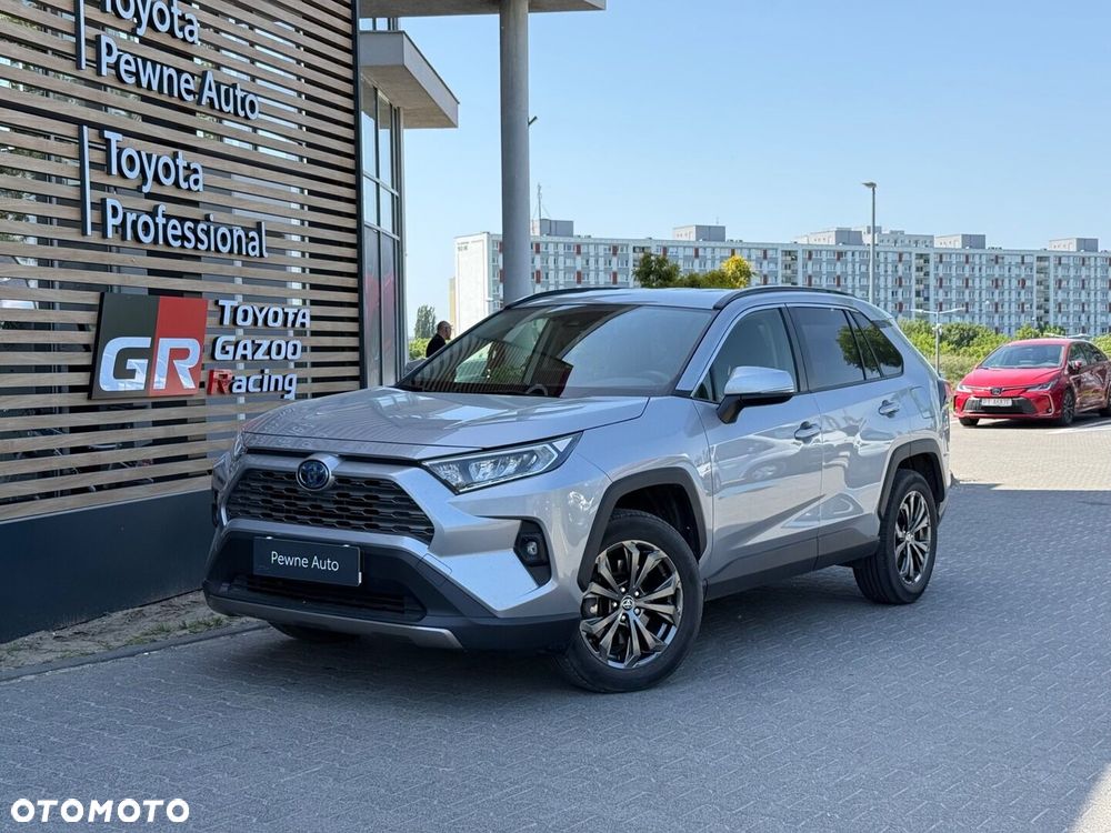 Toyota RAV4 - 1