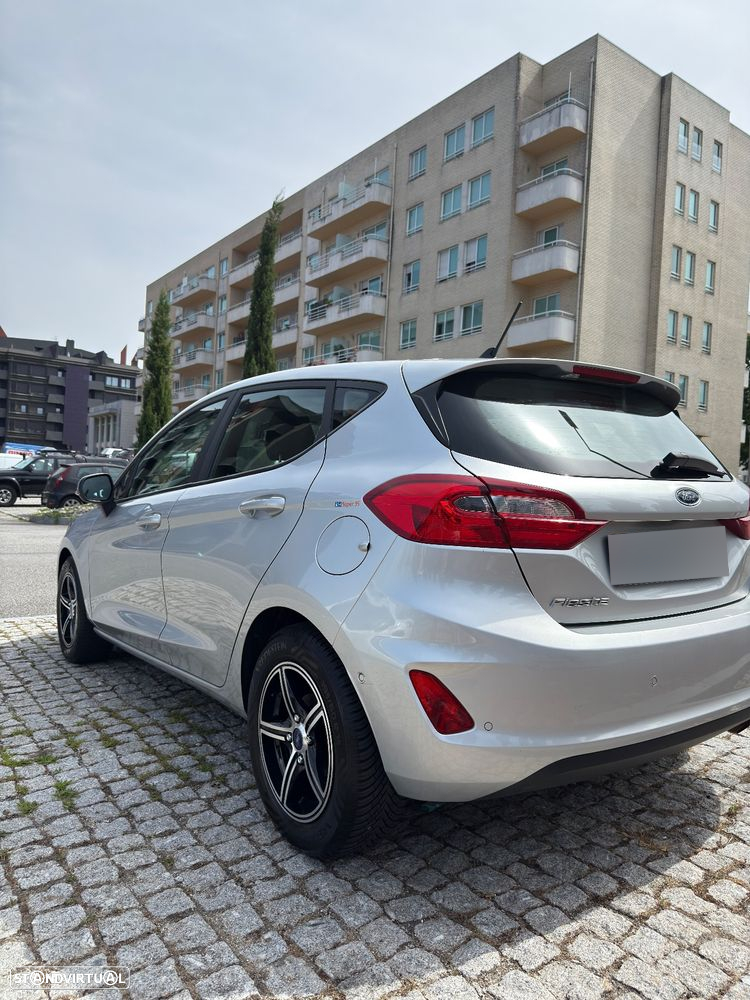 Ford Fiesta 1.0 EcoBoost Active - 4