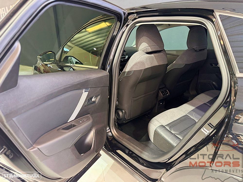 Citroën C4 1.2 PureTech Shine EAT8 - 16