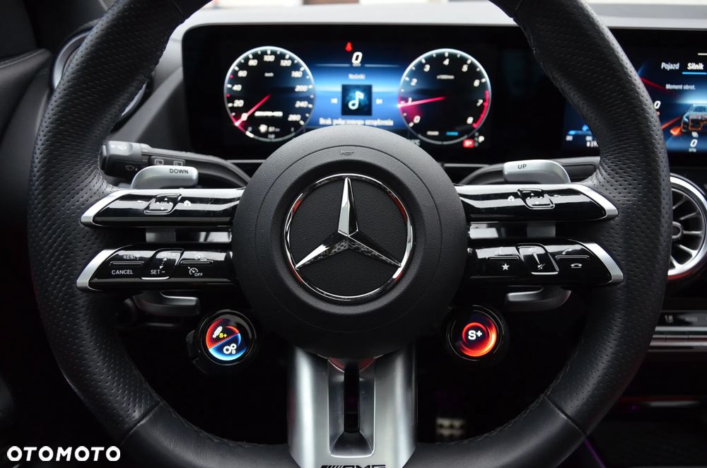 Mercedes-Benz GLA AMG 35 4-Matic - 31