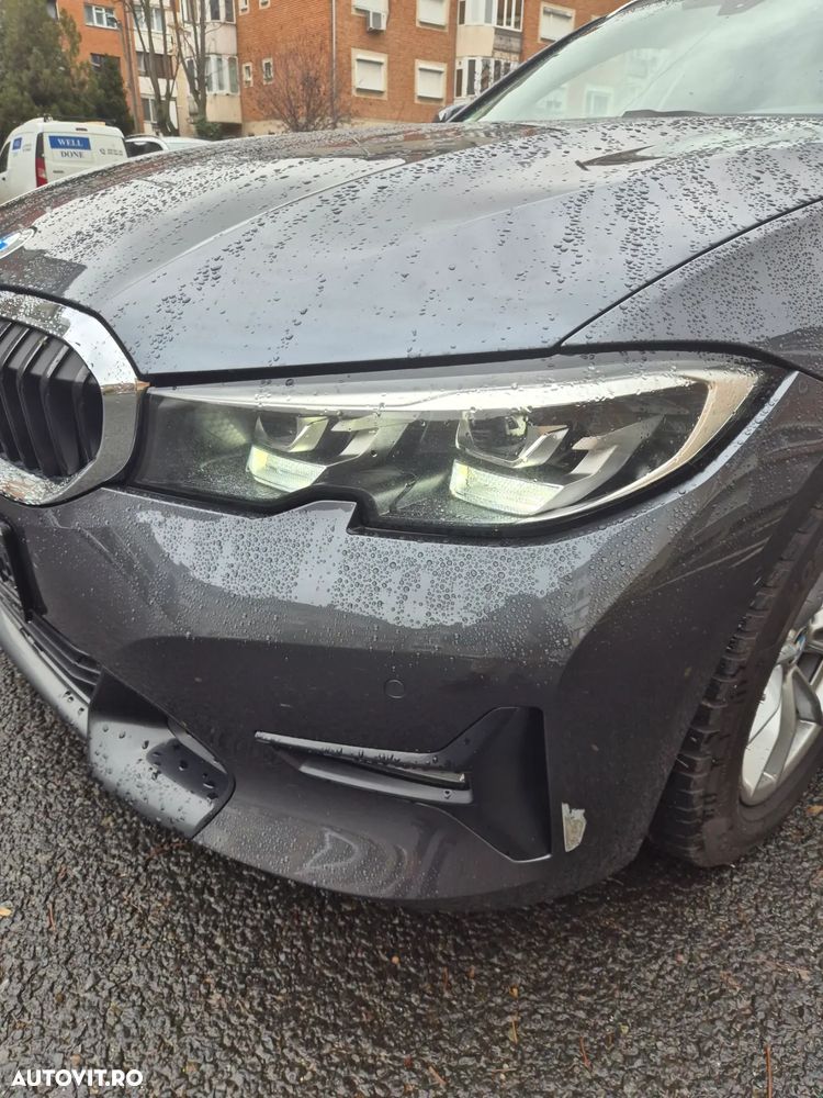 BMW Seria 3 320d Touring Aut. - 2