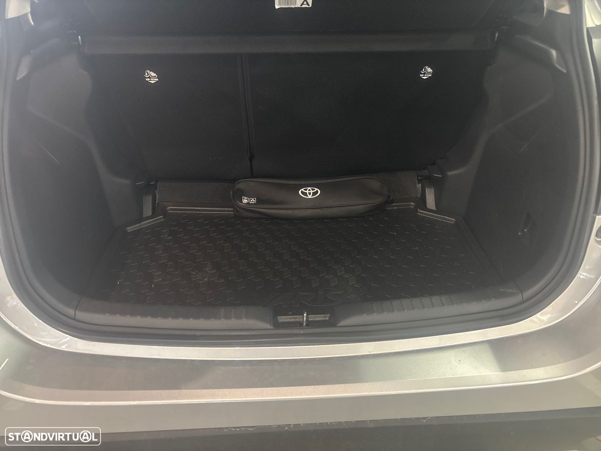 Toyota Yaris 1.5 HDF Exclusive - 13
