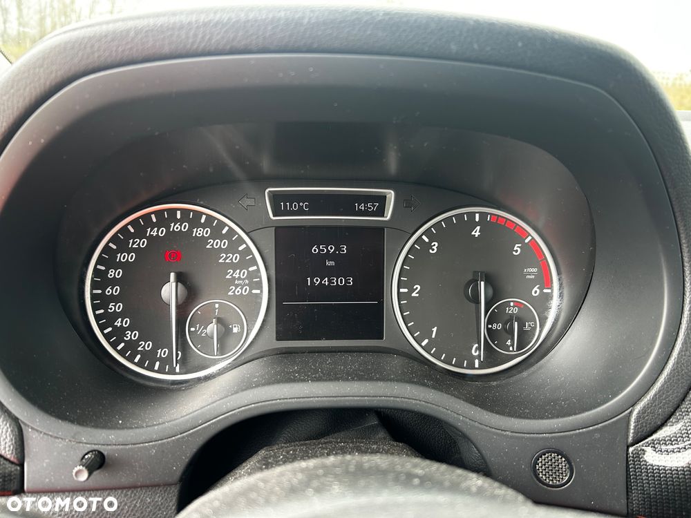 Mercedes-Benz Klasa B 180 CDI - 18